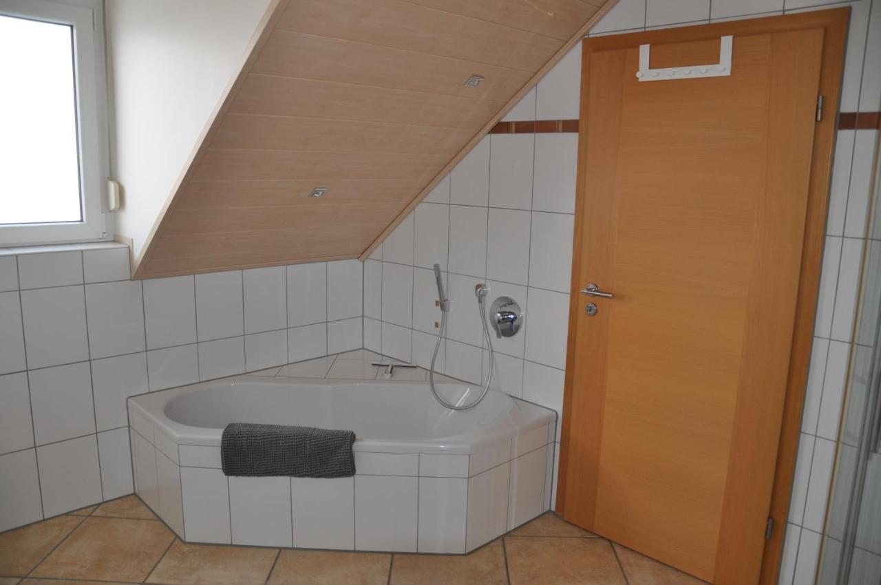 Schnurs Ferienwohnung Romerberg Екстериор снимка
