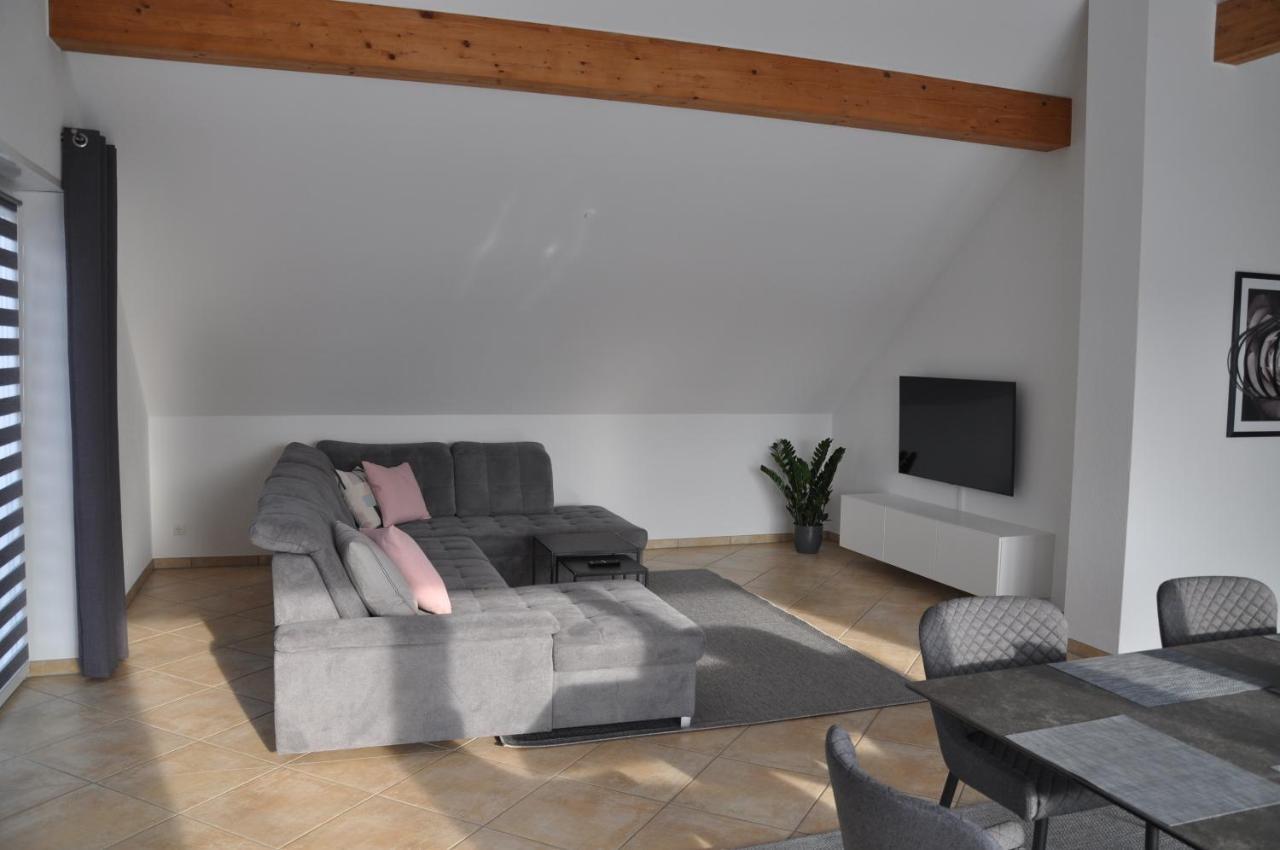 Schnurs Ferienwohnung Romerberg Екстериор снимка