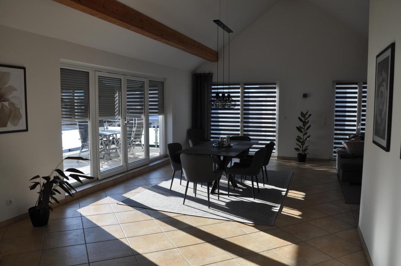 Schnurs Ferienwohnung Romerberg Екстериор снимка